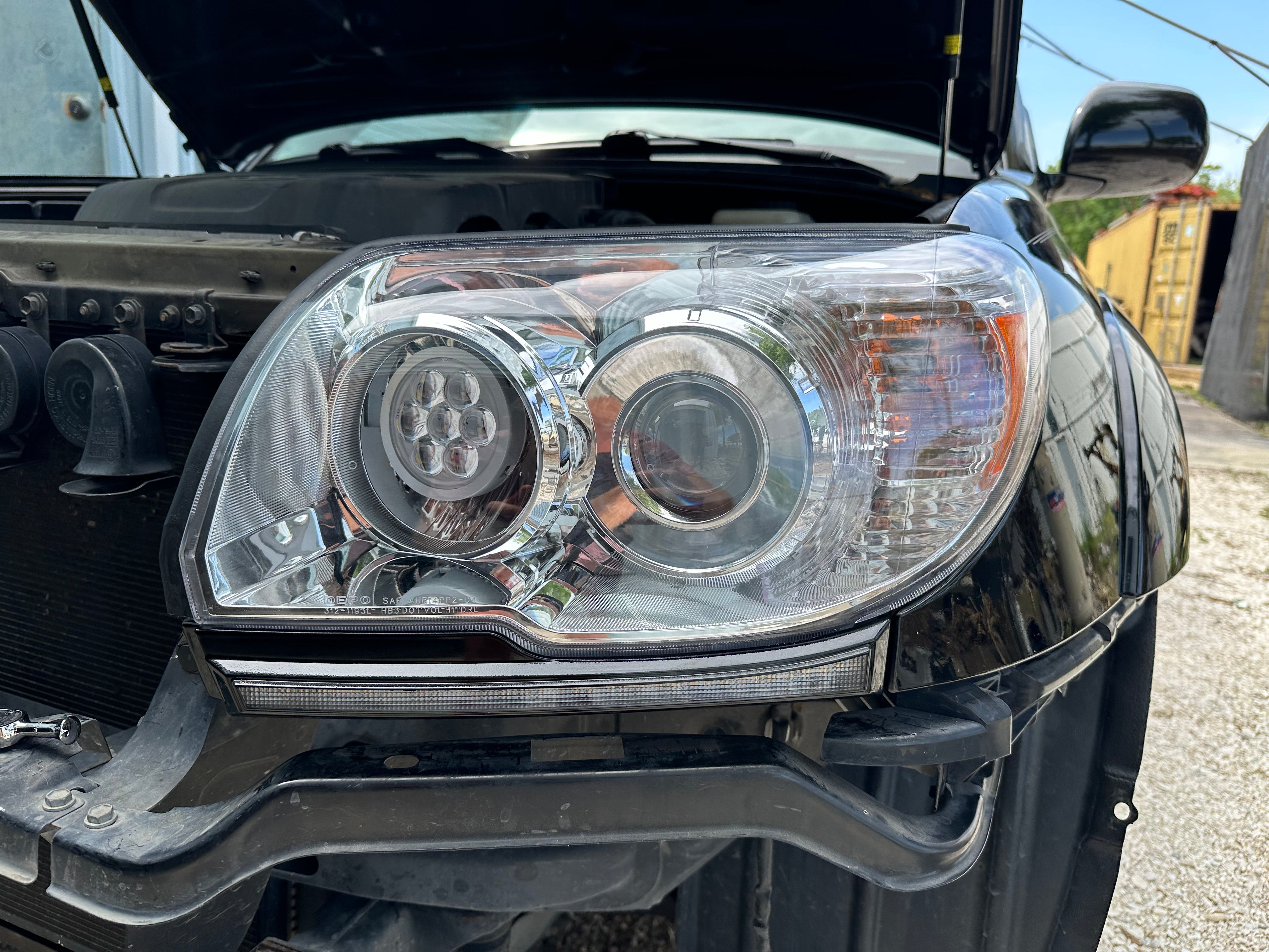 2006-2009 4th Gen 4Runner LED Turn Signal Filler Panels w/ DRL