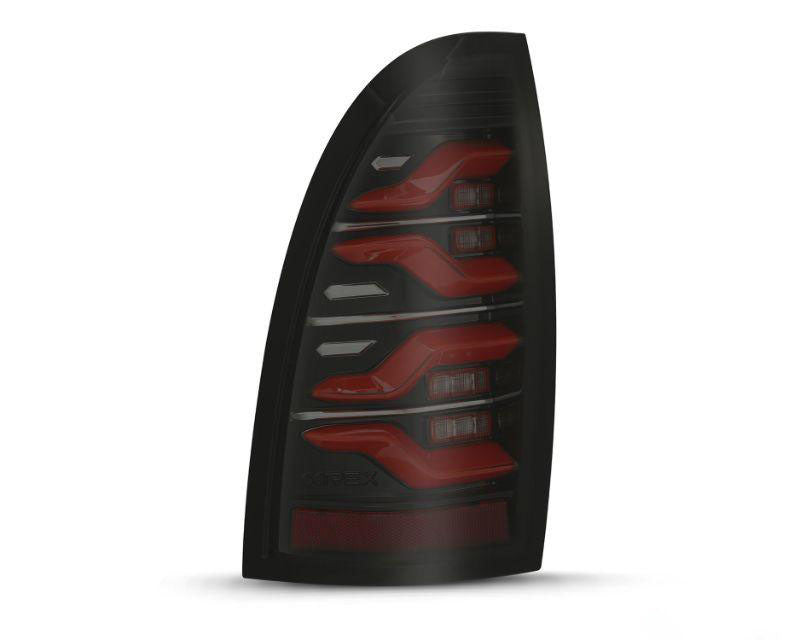 Toyota LUXX-series LED tail lights