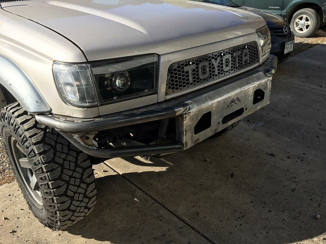 1996-2002 3rd Gen 4Runner Clear/Black Corner Lights