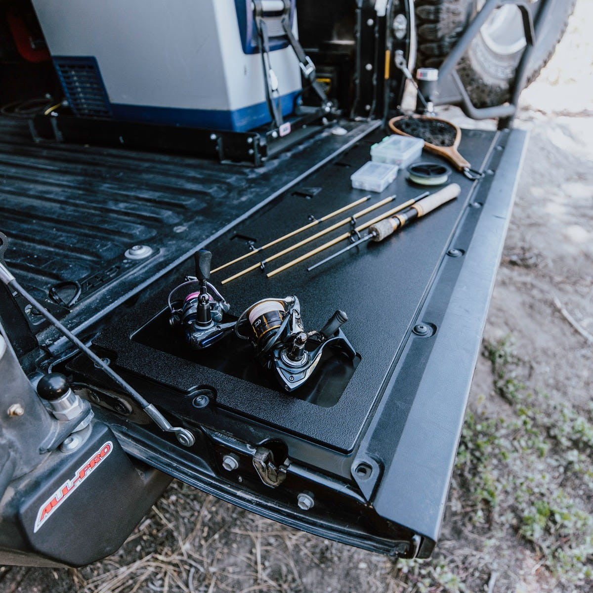 Overland Tailgate Table for 2005–2023 Toyota Tacoma