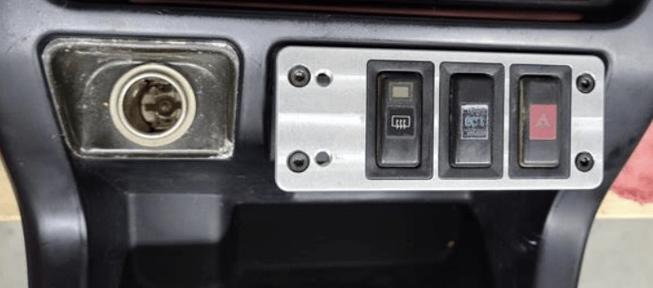 SRQ Fabrications Billet Ashtray Switch Mount System for 1995–2004 Toyota Tacoma