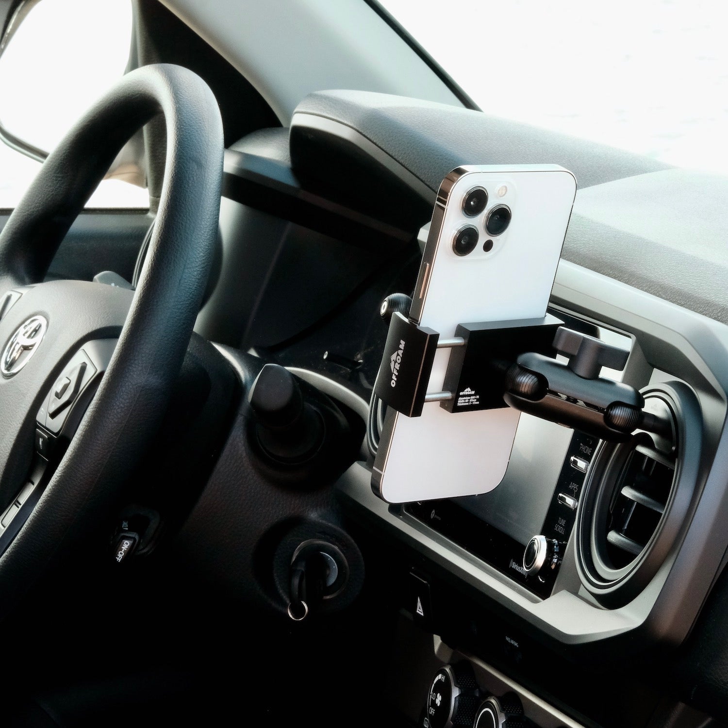 Toyota Tacoma 2016-2023 | Tundra 2014-2021 Phone Mount