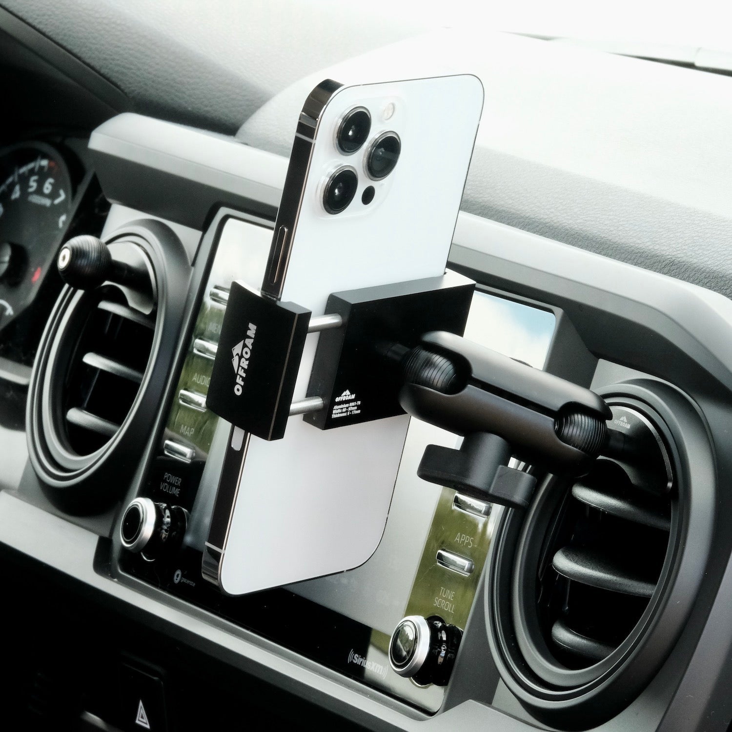 Toyota Tacoma 2016-2023 | Tundra 2014-2021 Phone Mount