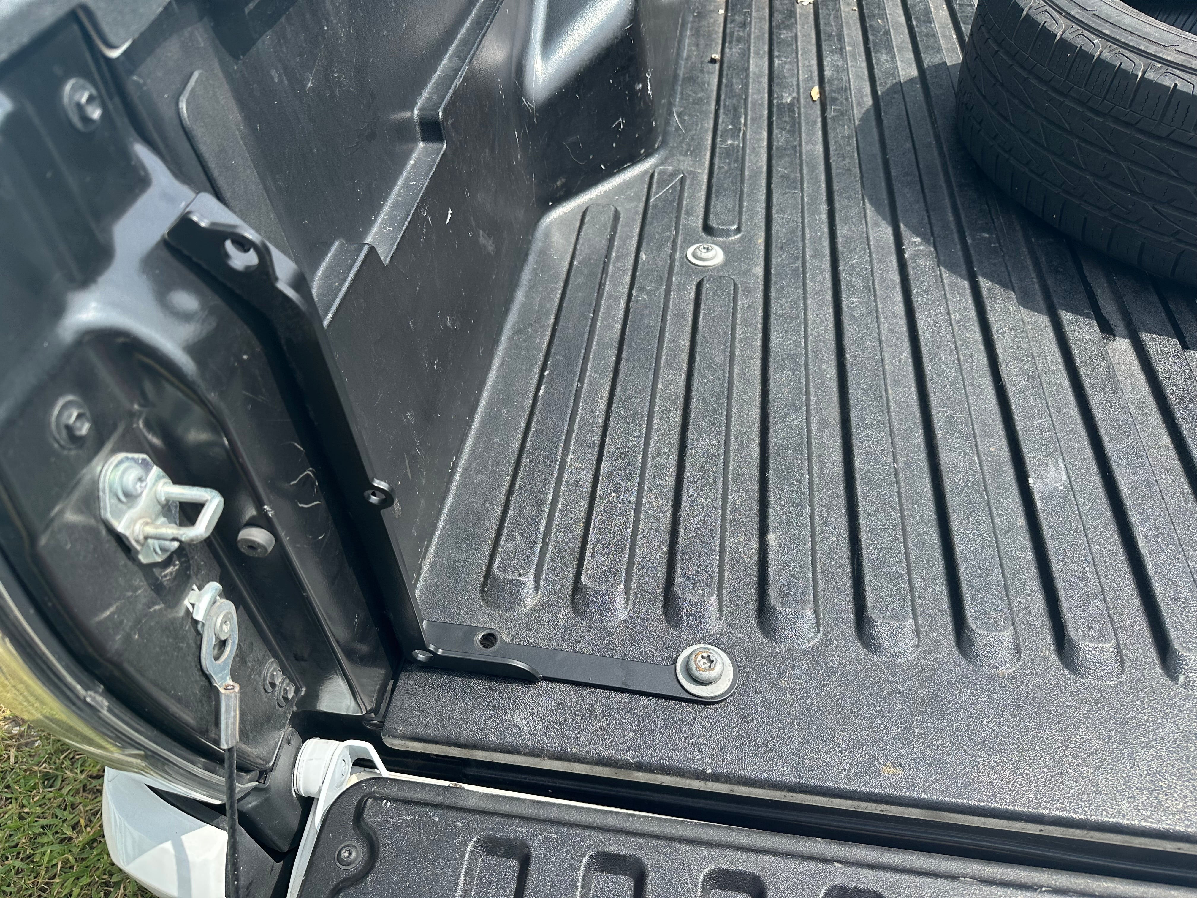 SRQ Fabrications Bed Stiffners for 2016–2023 Toyota Tacoma