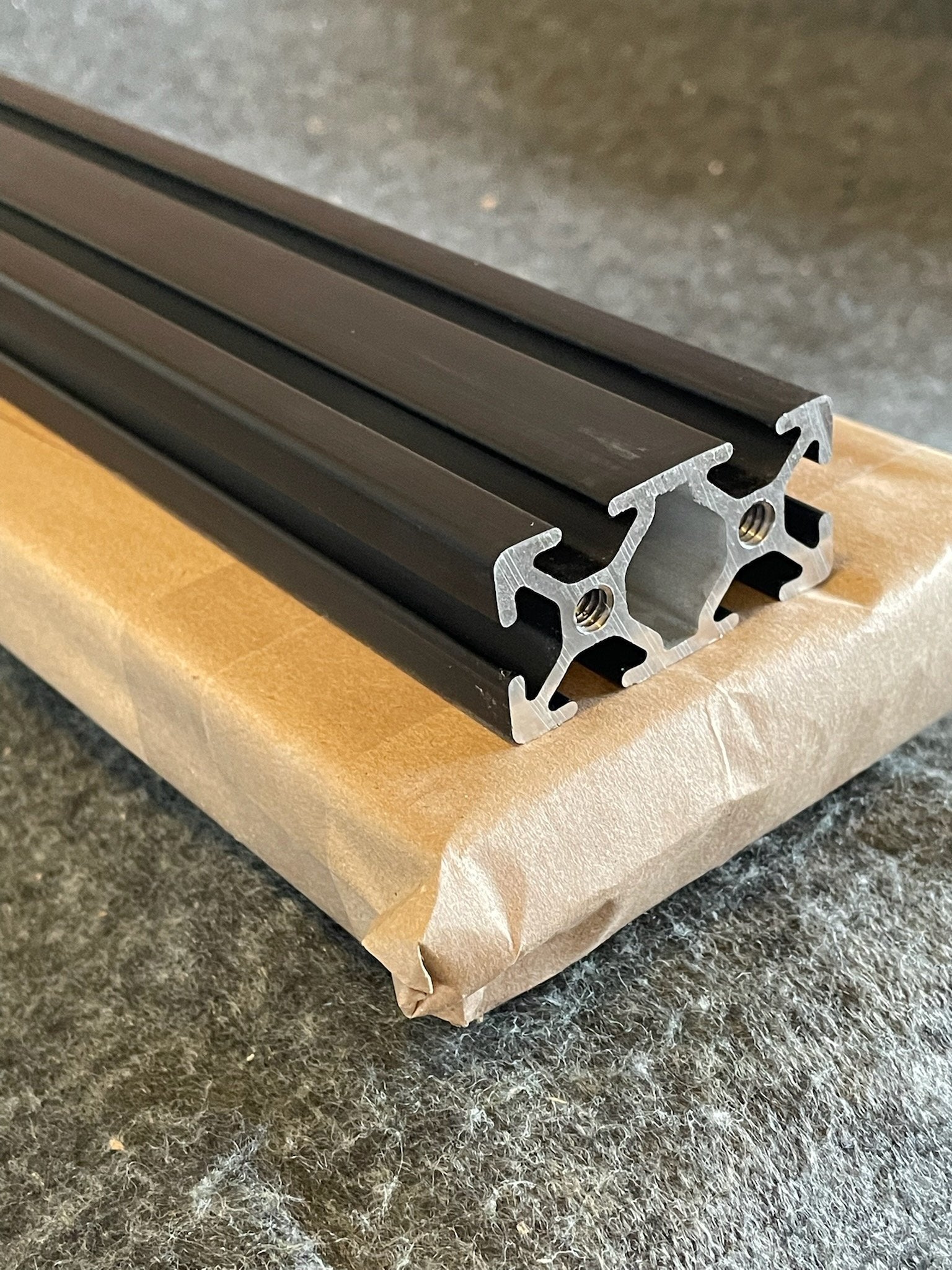 Additional Roof Rack Crossbar for Toyota Tacoma Double Cab