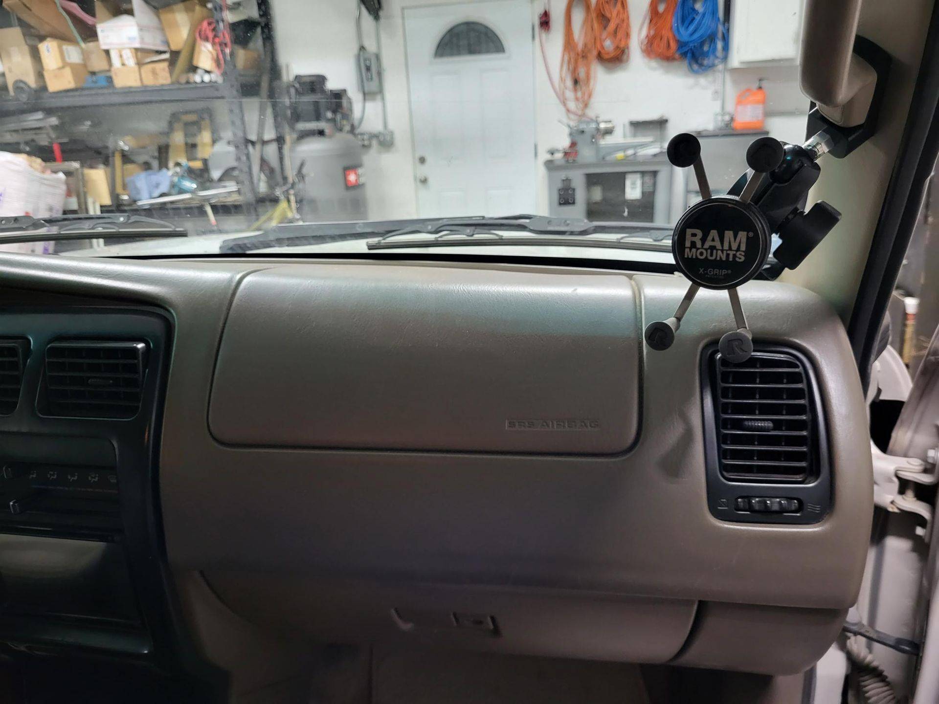 1996-2002 3rd Gen 4Runner A Pillar Billet Universal RAM Mount